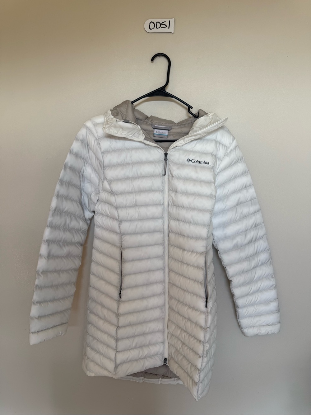 Columbia White Hooded Packable Women's Puffer Coat